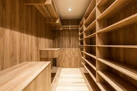 Wood polishing work
